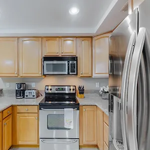 https://coral-seas-201.ocean-city-hotels.net