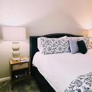 https://biltmore-bliss-desert-retreat.hotelsofphoenix.com